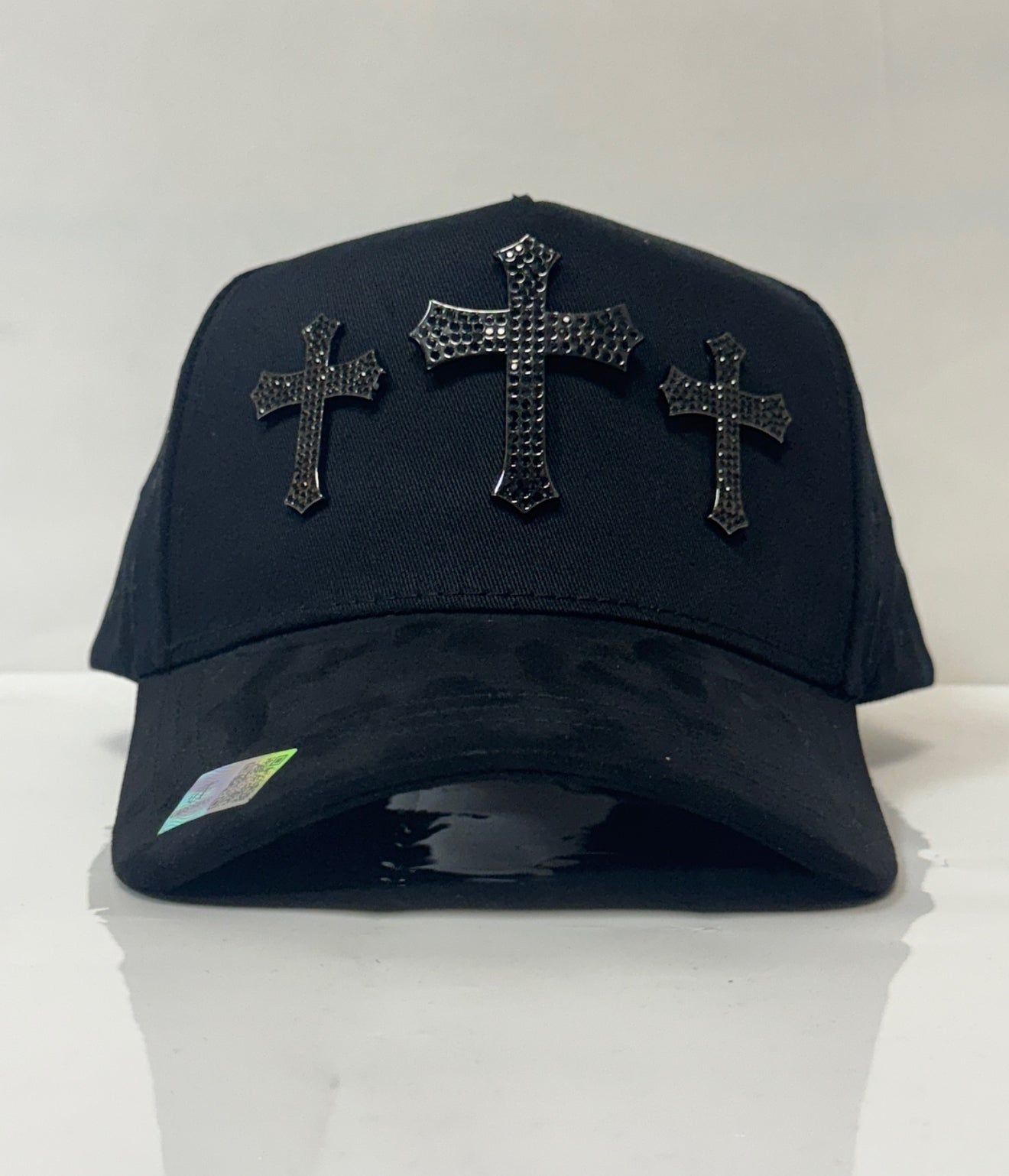 Premium 3 Crosses cap’s